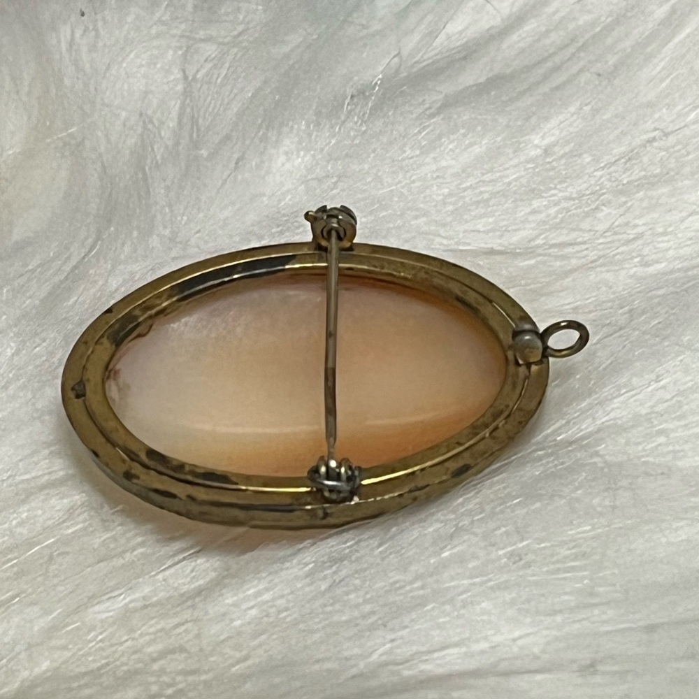 Old Cameo Brooch - Picture 5 of 11